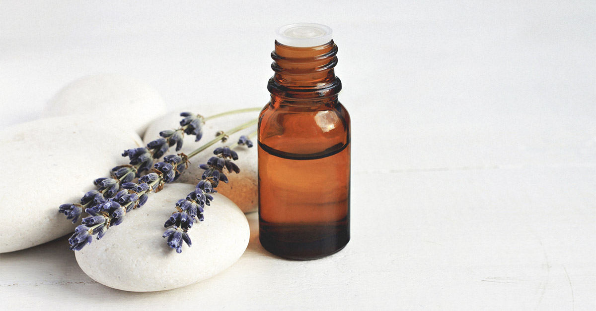 Why Essential Oils Should Be a Must in Your Medicine Cabinet